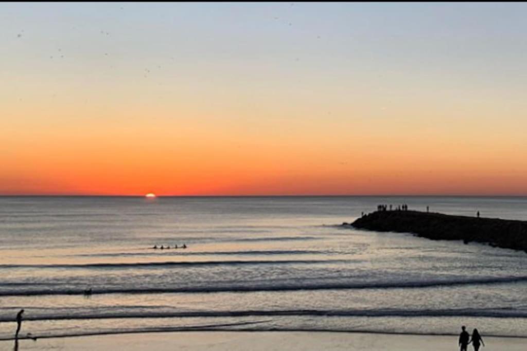 Enjoy Ocean Beach Life At Costa Da Caparica! Ngoại thất bức ảnh